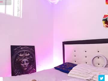 See Alejo_cute online Now @ g18.cam