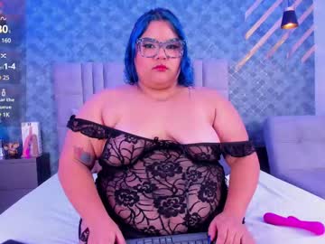 See Allysamoore online Now @ g18.cam