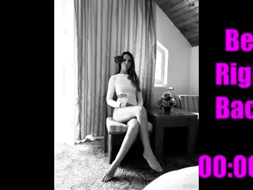See Anahi1993 online Now @ g18.cam