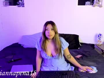 See Ariannapena online Now @ g18.cam