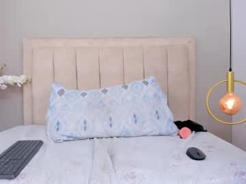 See Ashlye_white online Now @ g18.cam