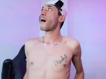 See Ashton_myers online Now @ g18.cam