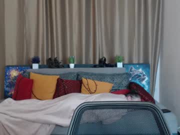 See Ay_kiss_jully online Now @ g18.cam