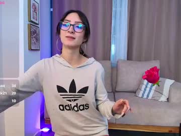 See Barbie_ev online Now @ g18.cam