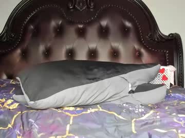 See Bigbuttsarena online Now @ g18.cam
