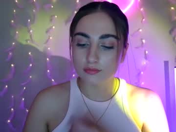 See Bunnylila18 online Now @ g18.cam