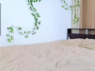 See Candy_flosse online Now @ g18.cam