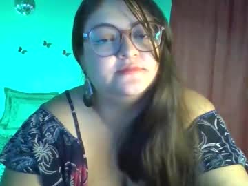 See Christalmal online Now @ g18.cam