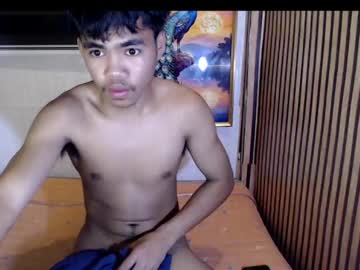 See Cuties_dave online Now @ g18.cam