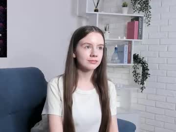 See Cwendenmon online Now @ g18.cam