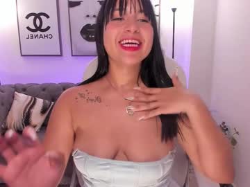See Dandara_thompsson online Now @ g18.cam