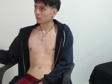 See Dorian1609 online Now @ g18.cam