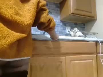 See Drinkbrandi15 online Now @ g18.cam