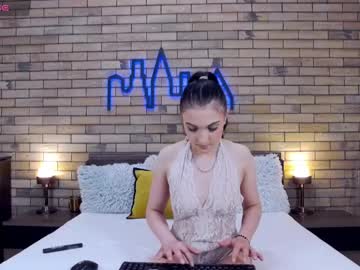 See Elizetaylor online Now @ g18.cam