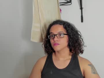 See Elkingthe online Now @ g18.cam