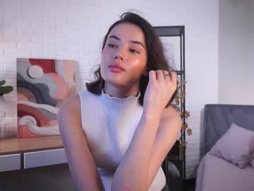 See Fancycheesman online Now @ g18.cam