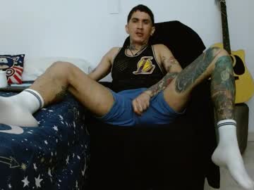 See Iandoherty online Now @ g18.cam