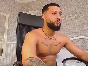 See Jacezachary online Now @ g18.cam