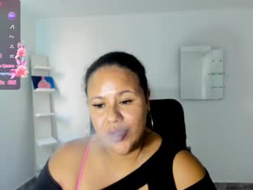 See Jan_milkhot online Now @ g18.cam