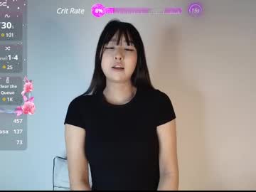 See Ji_yen online Now @ g18.cam