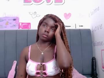 See Kilyetvera3x online Now @ g18.cam