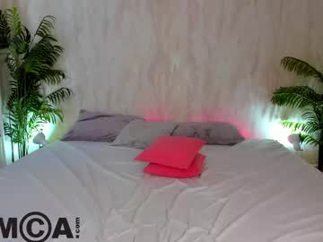See Lillian_blake online Now @ g18.cam