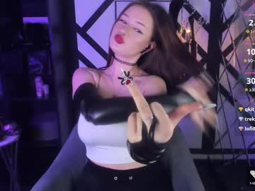 See Lily_moonlight online Now @ g18.cam