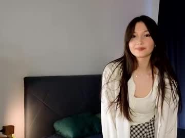 See Lost_mymind online Now @ g18.cam