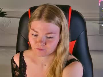 See Luv_nika online Now @ g18.cam