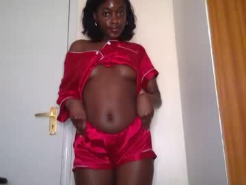 See Maicymiranda online Now @ g18.cam
