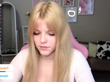 See Maya_blonde18 online Now @ g18.cam