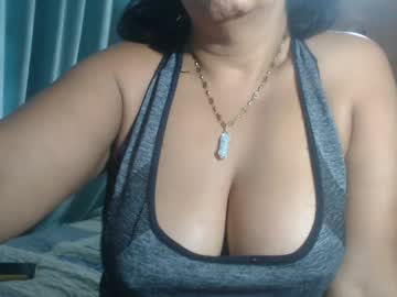 See Meganny_2023 online Now @ g18.cam