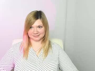See Molly_moree online Now @ g18.cam