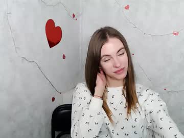 See Ninapersi_ online Now @ g18.cam
