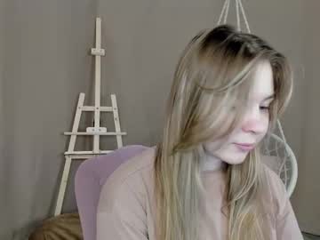 See Polly_frank online Now @ g18.cam