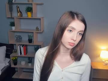 See Portia_sparkle online Now @ g18.cam