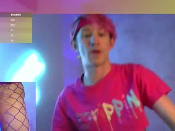 See Pup_malex online Now @ g18.cam