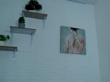 See Renathac online Now @ g18.cam