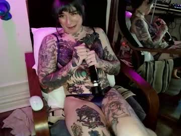 See Sissyslut4201 online Now @ g18.cam