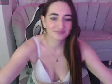 See Soffi_betacur_b online Now @ g18.cam