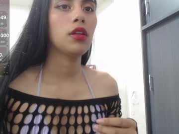 See Soy_mabby online Now @ g18.cam
