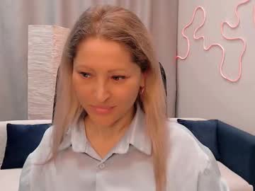See Sunny_lady_0 online Now @ g18.cam