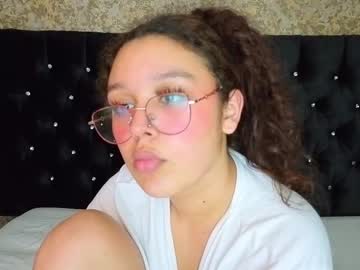 See Sweett_rosse online Now @ g18.cam