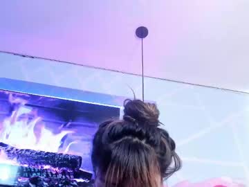 See Tefi_noa online Now @ g18.cam
