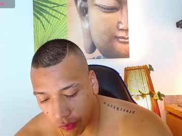 See Tom_muscle1 online Now @ g18.cam