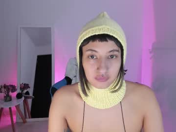 See Vandalovee online Now @ g18.cam