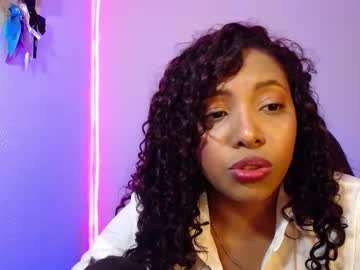 See Warisgoddes online Now @ g18.cam